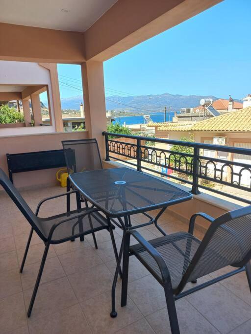 Sophie'S Sunny Spot 1 Apartment Yefira Екстериор снимка